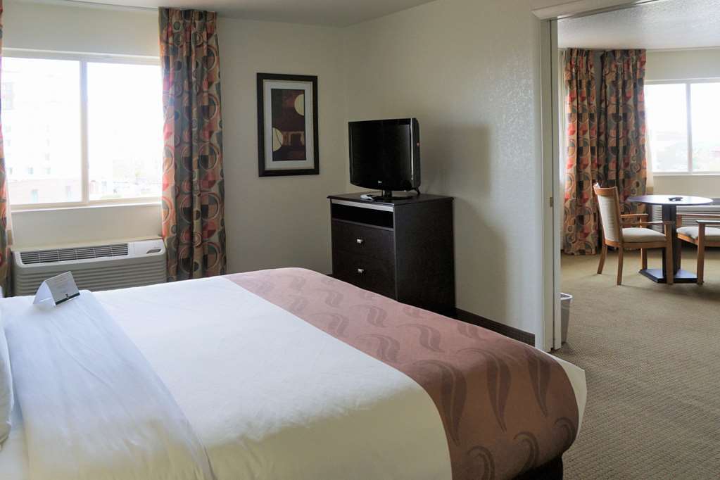 Quality Inn & Suites Denver International Airport Quarto foto